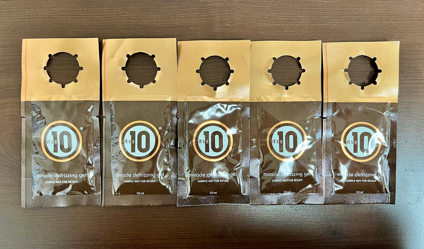 It's a 10 Miracle Defrizzing Gel Sample Packets - 0.34 oz each (5 pack)